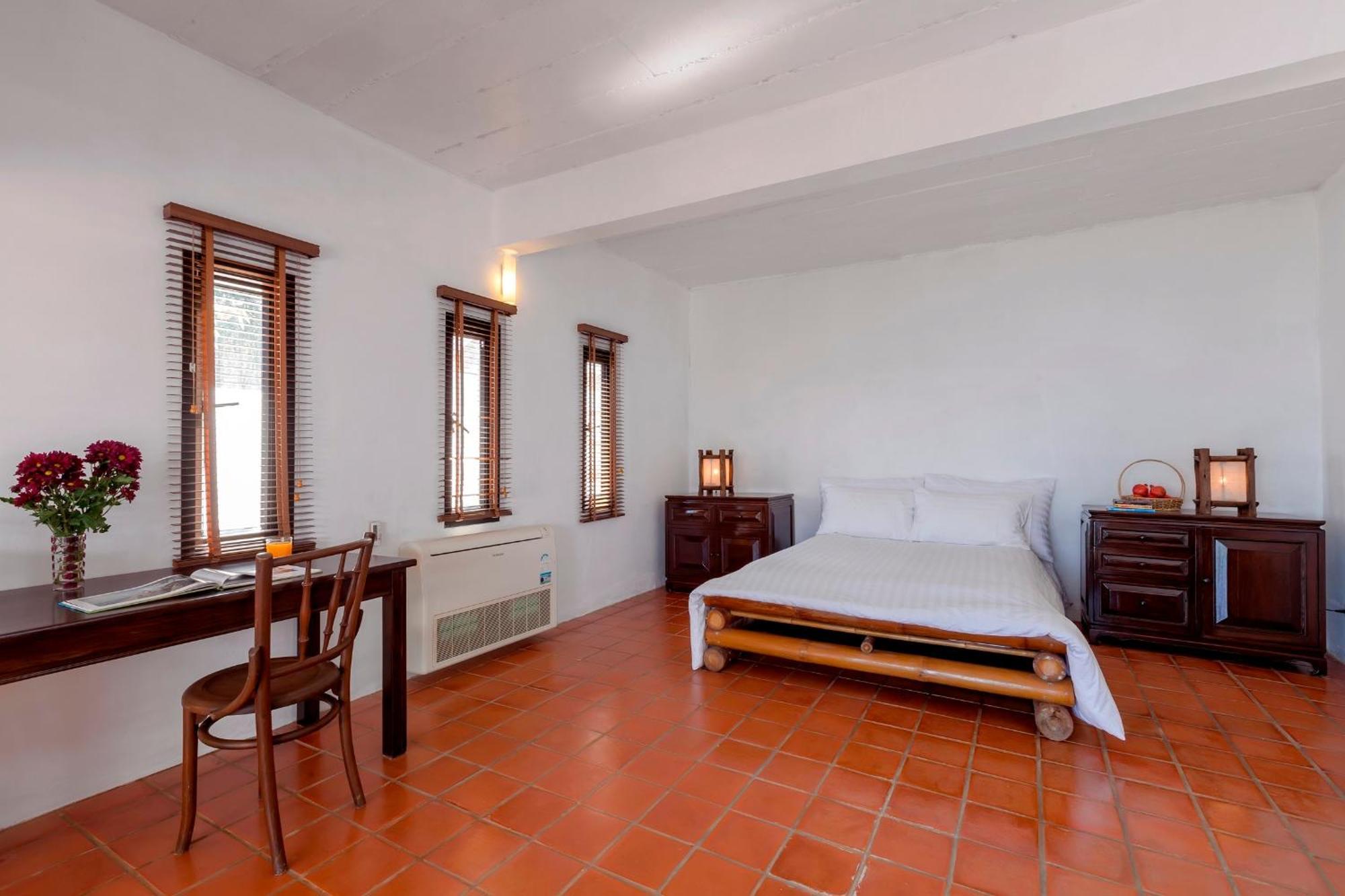 Baan Khunying - Secluded Phuket Beachfront Villa Rawai Zewnętrze zdjęcie