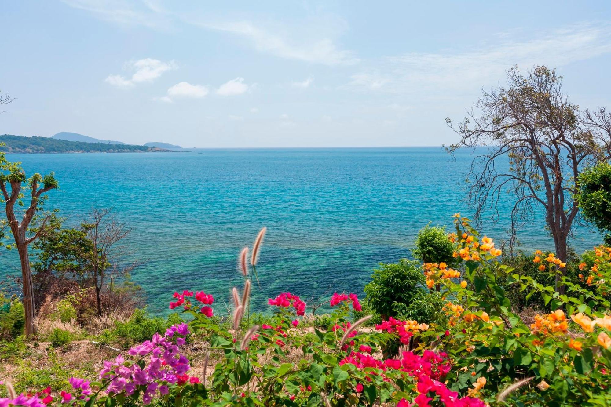 Baan Khunying - Secluded Phuket Beachfront Villa Rawai Zewnętrze zdjęcie
