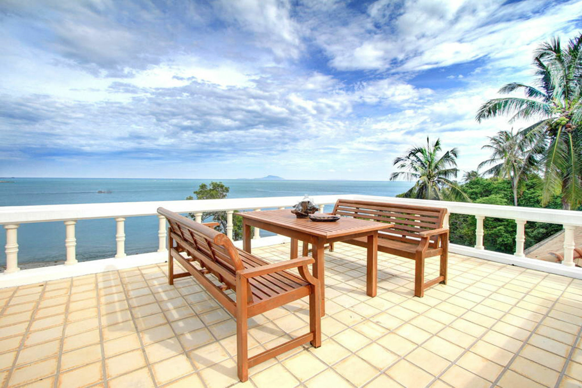 Baan Khunying - Secluded Phuket Beachfront Villa Rawai Zewnętrze zdjęcie