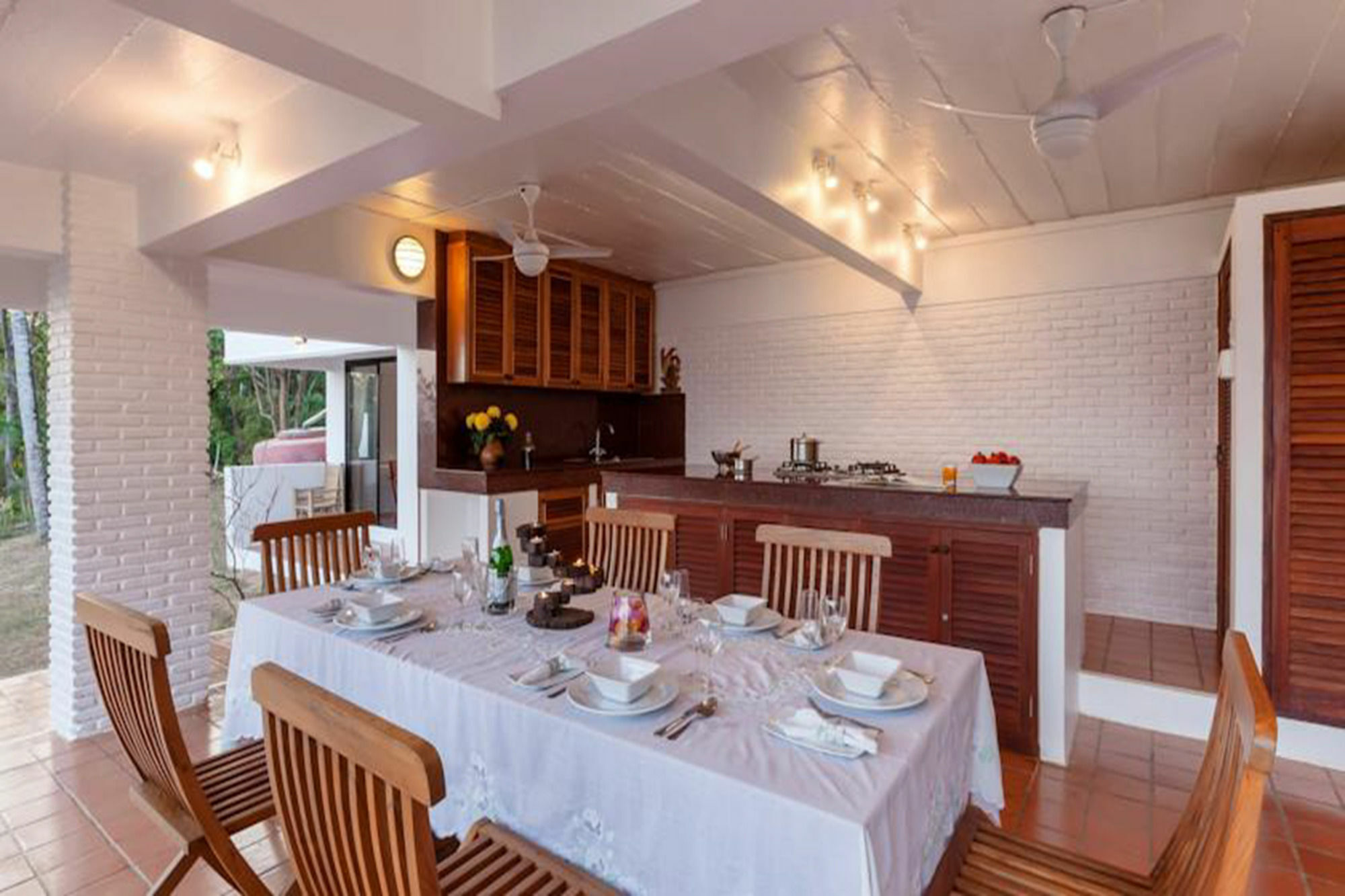 Baan Khunying - Secluded Phuket Beachfront Villa Rawai Zewnętrze zdjęcie