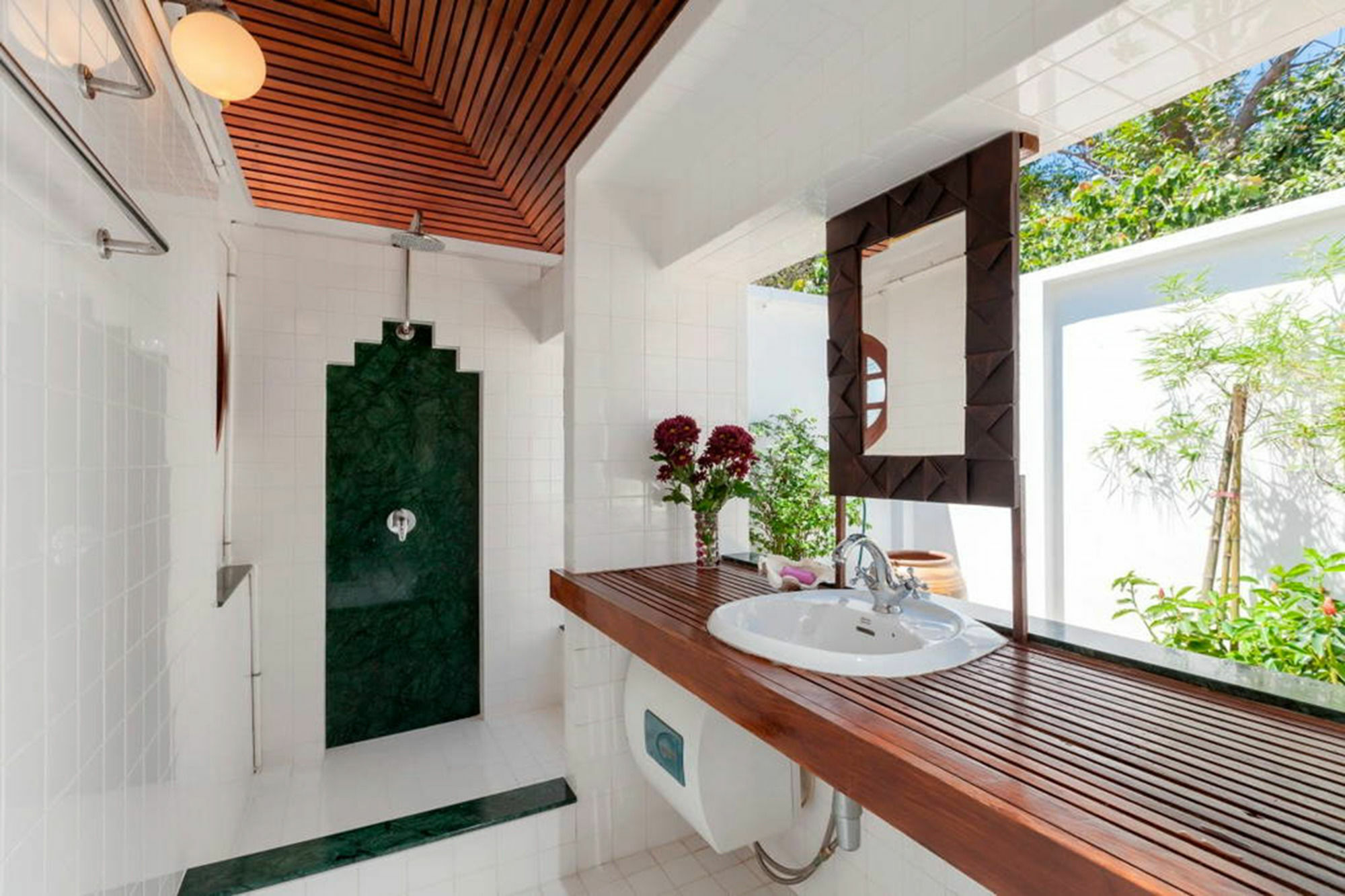 Baan Khunying - Secluded Phuket Beachfront Villa Rawai Zewnętrze zdjęcie