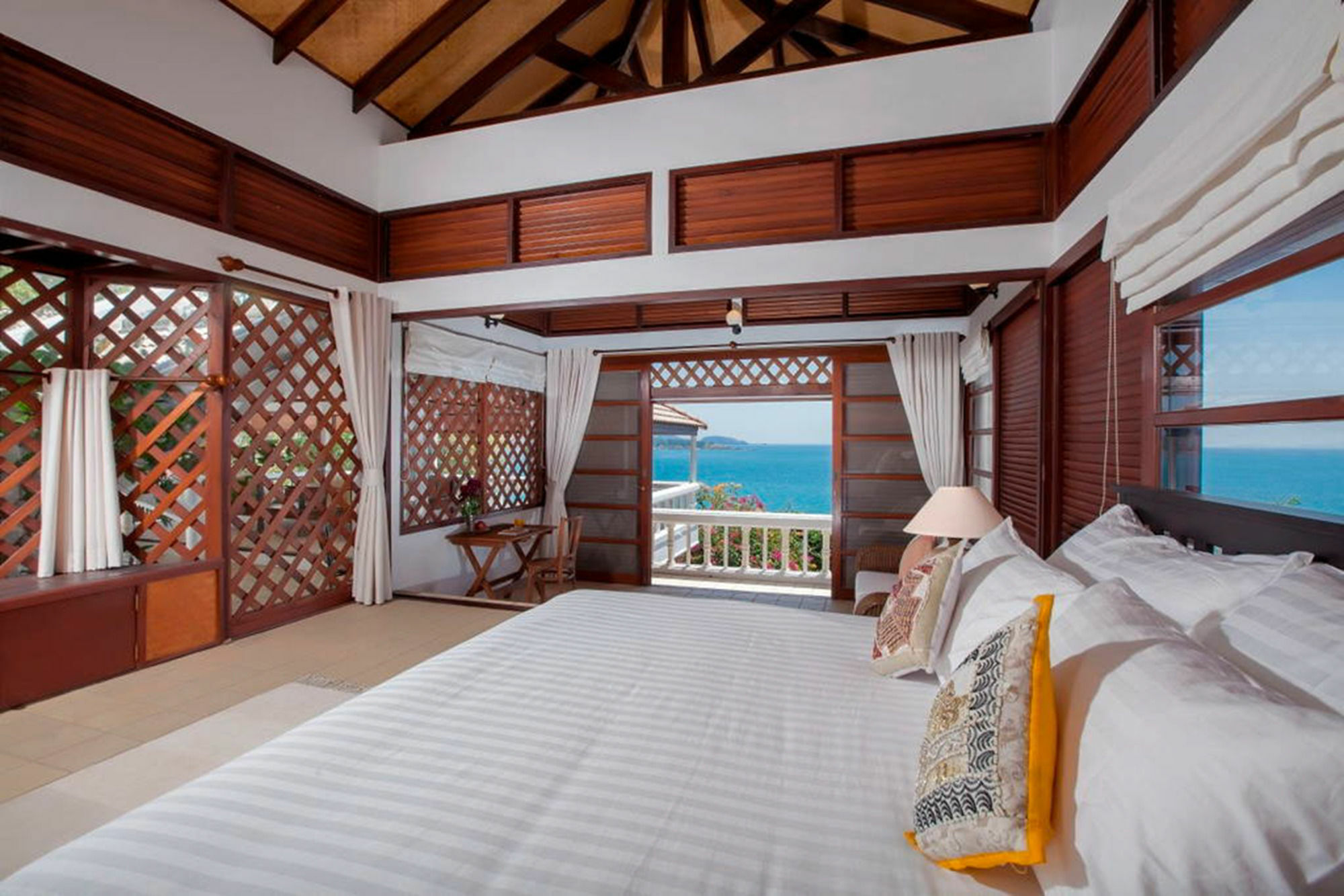 Baan Khunying - Secluded Phuket Beachfront Villa Rawai Zewnętrze zdjęcie